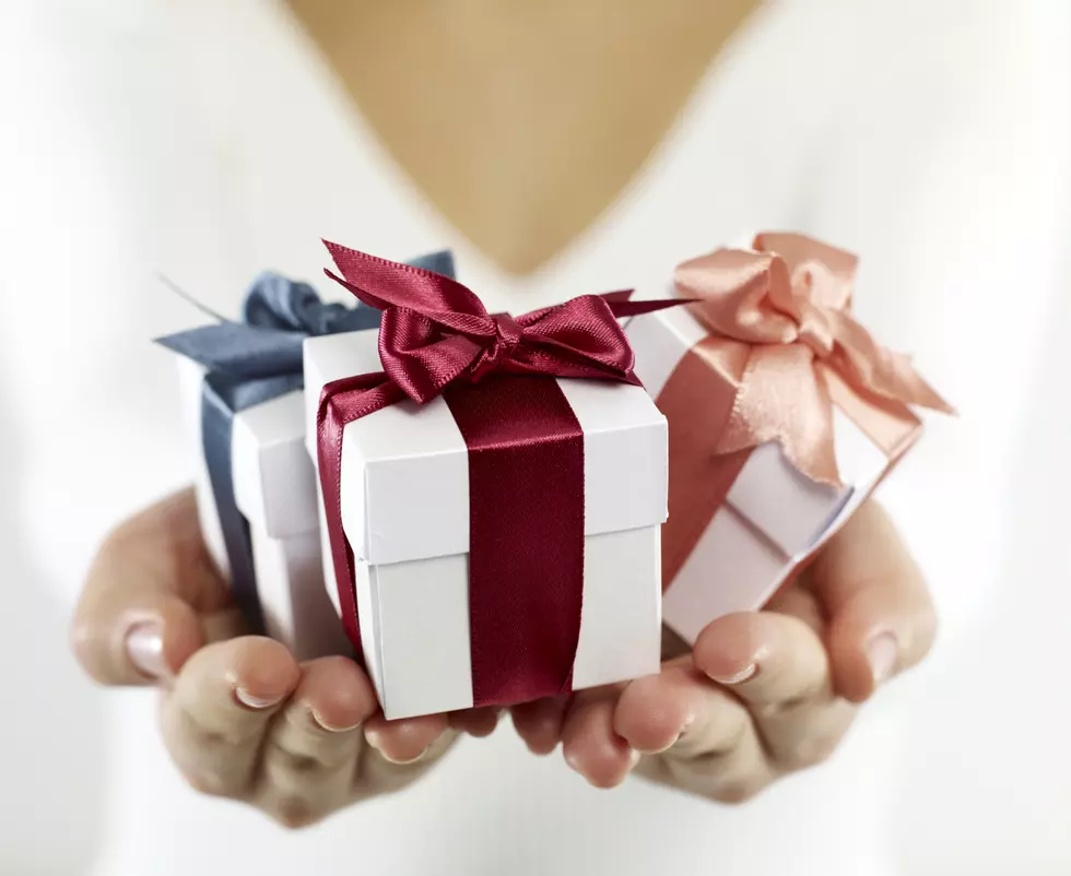 Stunning Yet Easy Ways to Make Your White Elephant Awesome